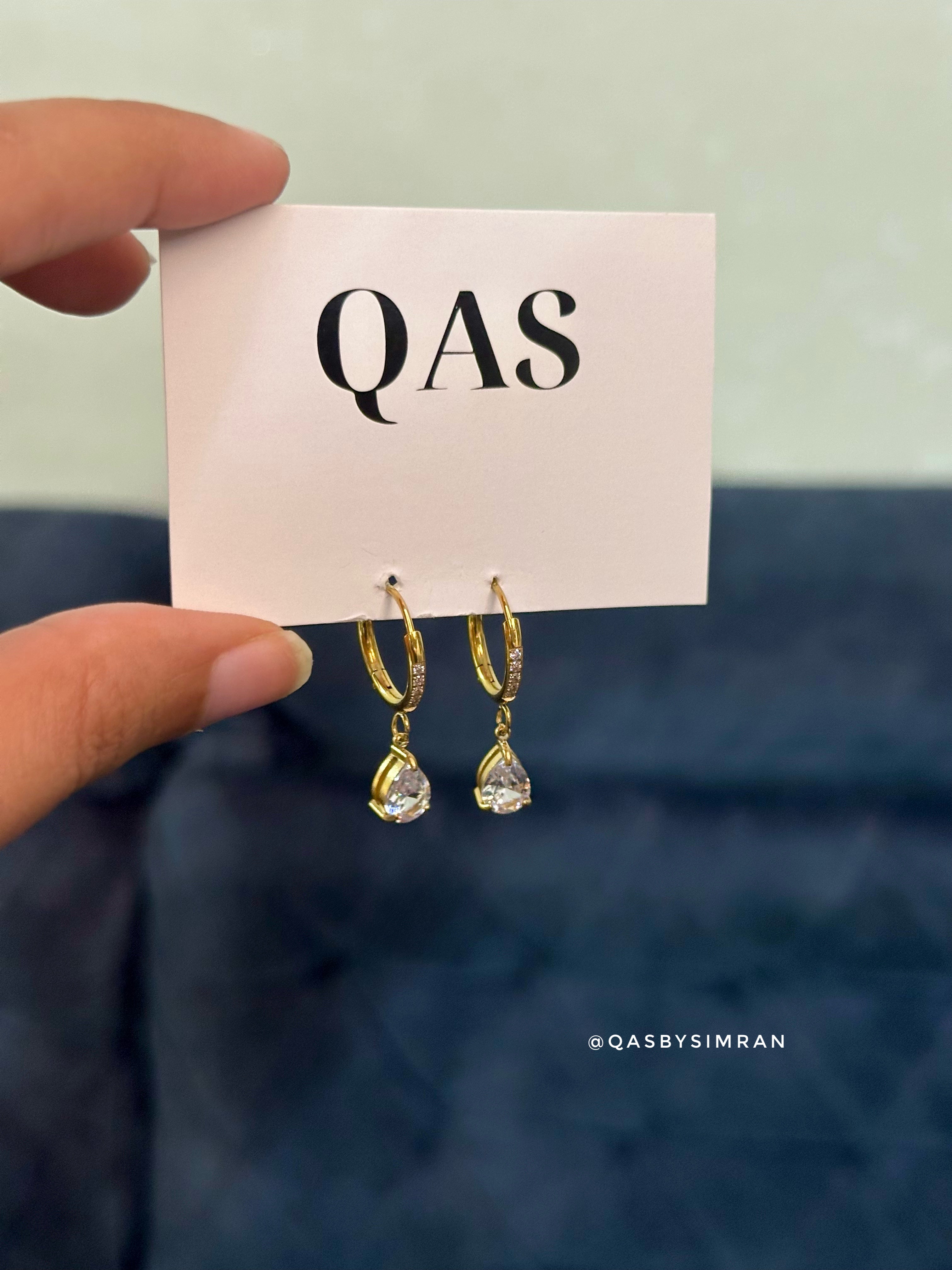 Noa Dainty Earrings