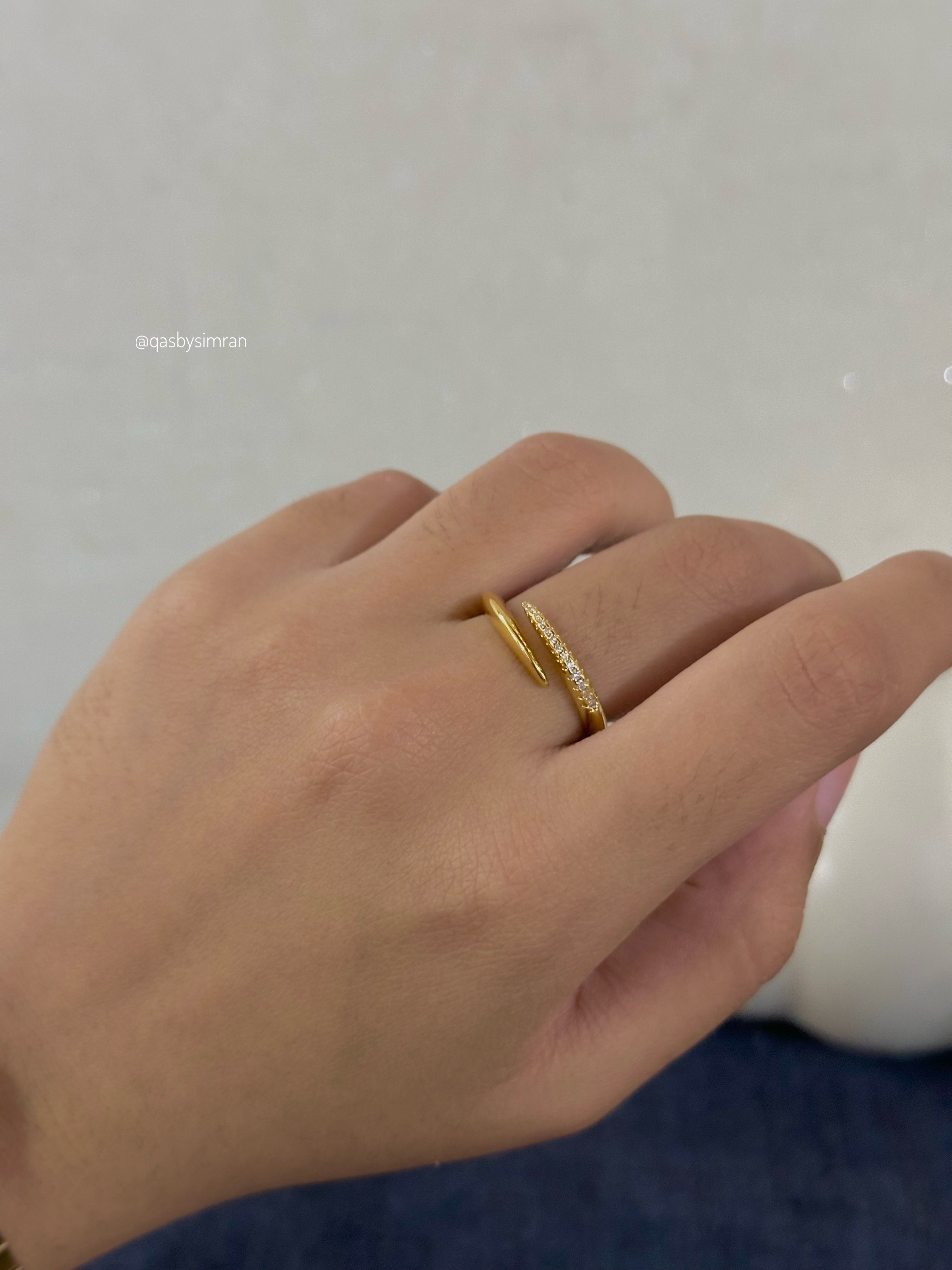 Hailey Dainty Ring