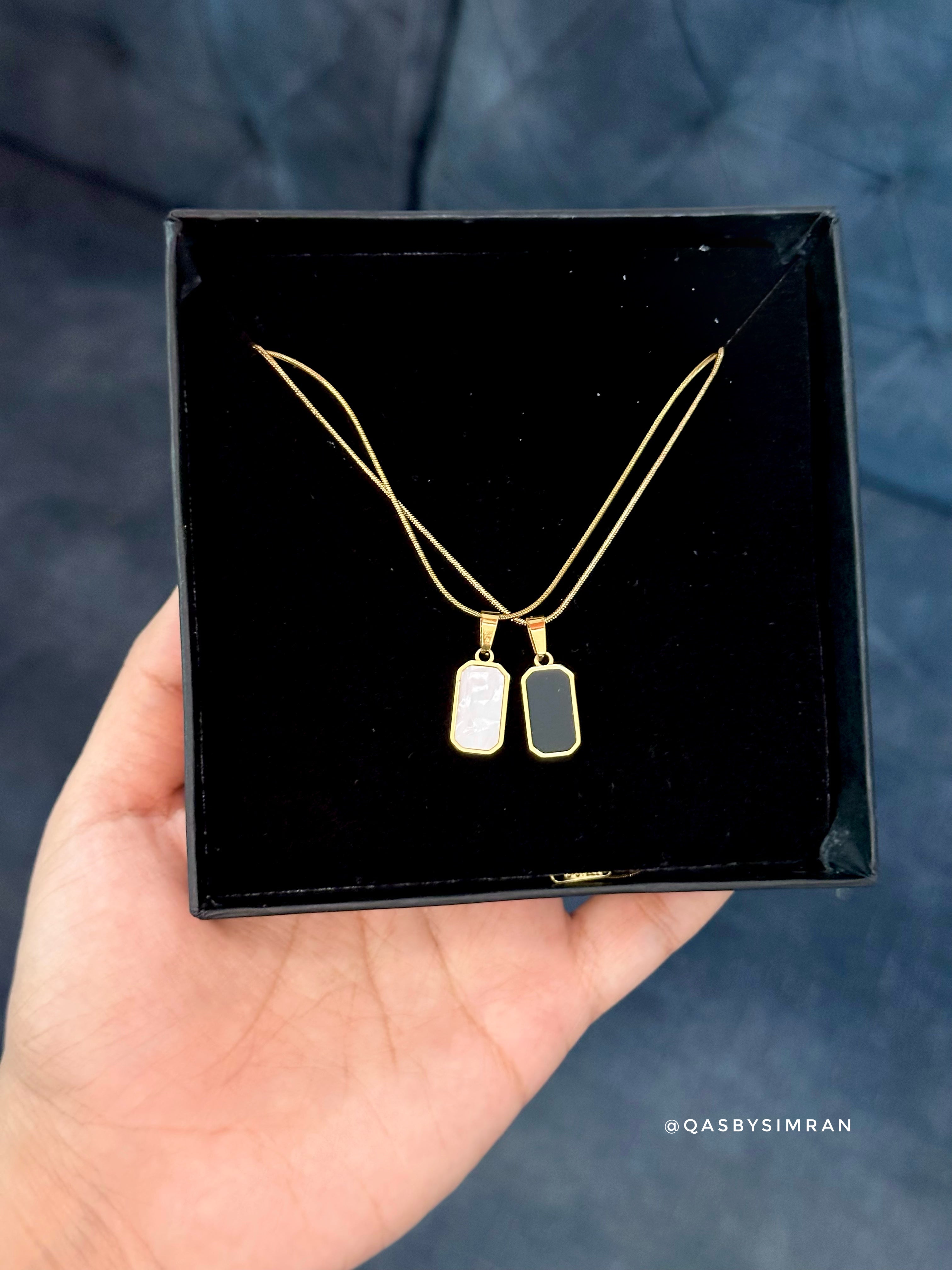 Fiora Unisex Necklace