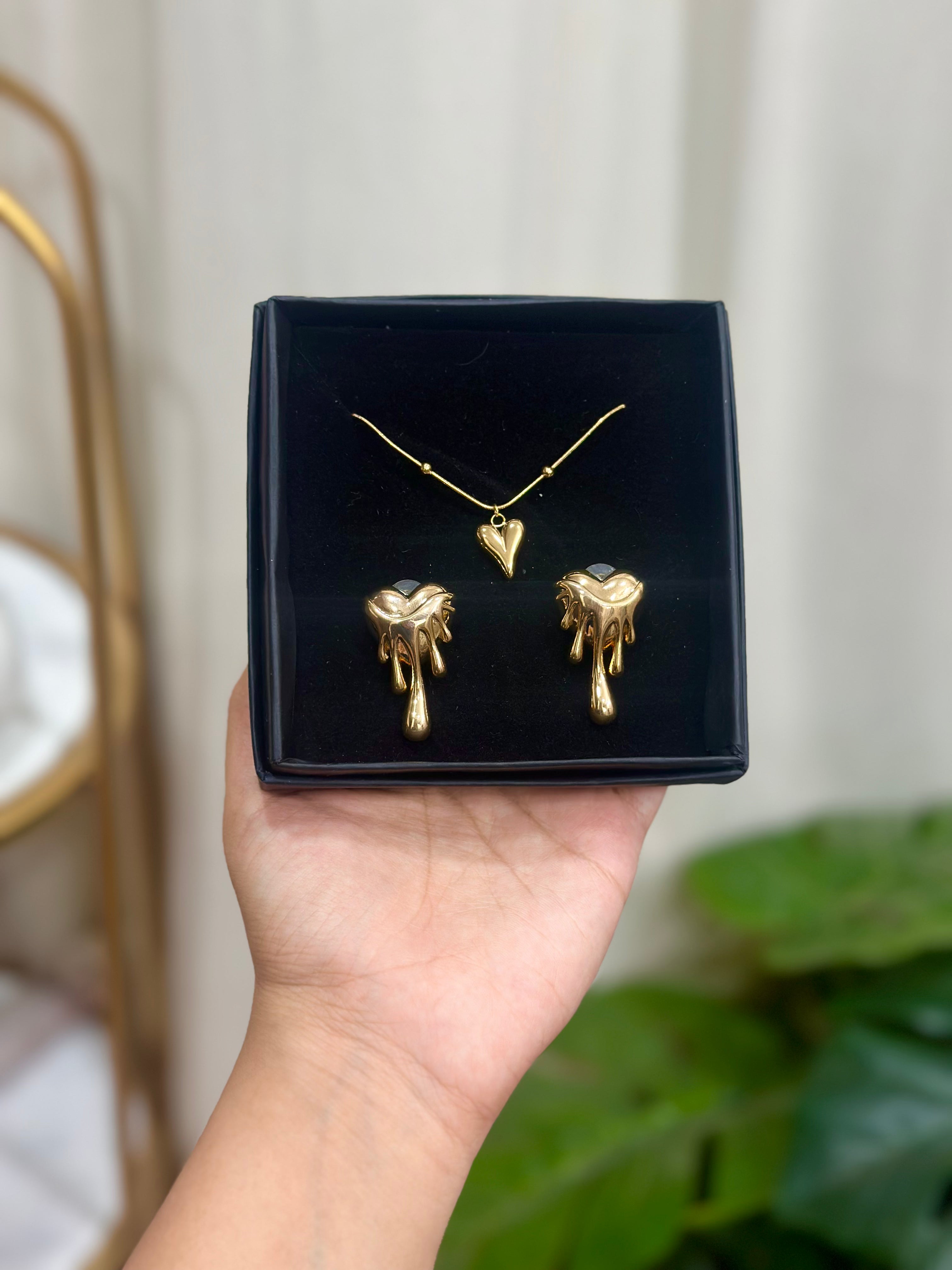 Golden Heart Girlie Jewellery Combo