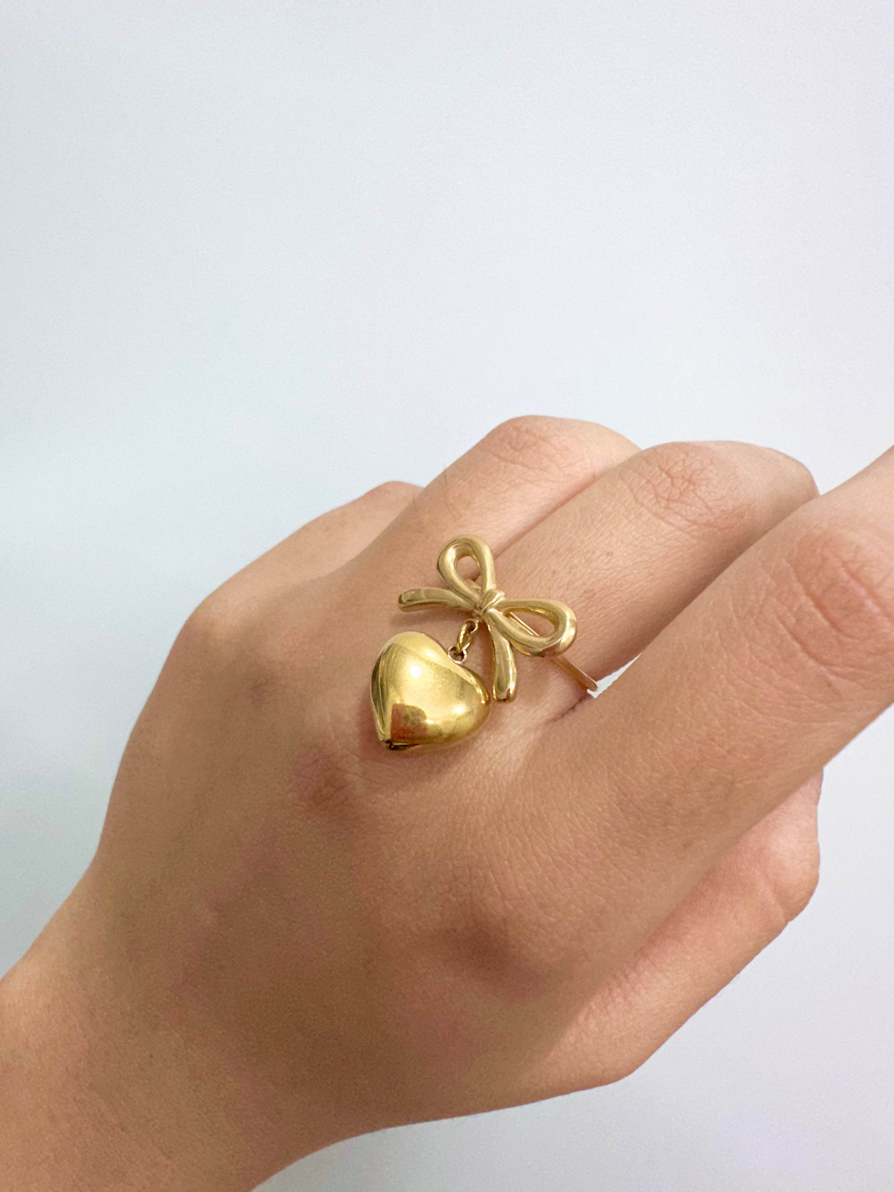 Valentina Statement Ring