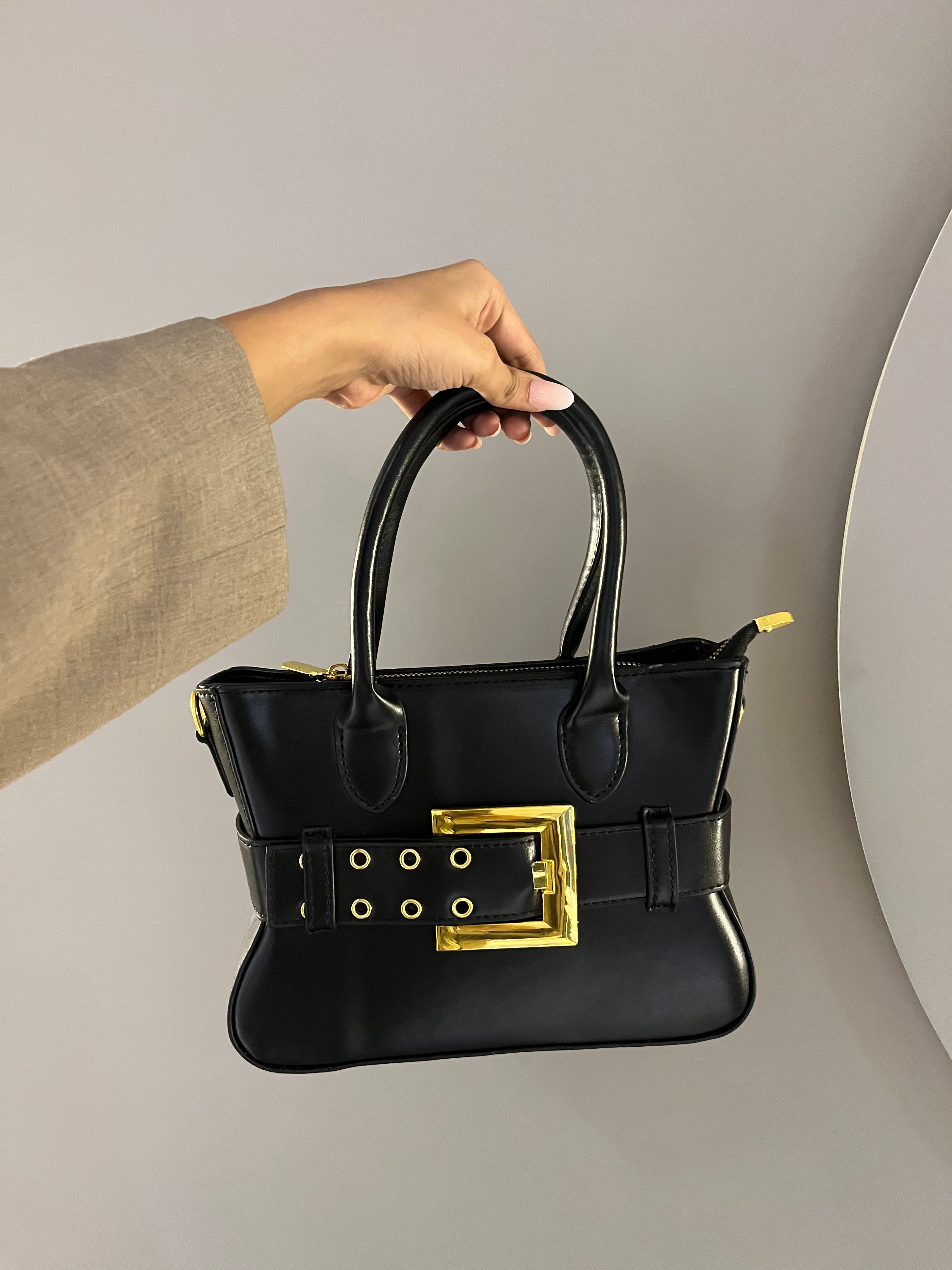 Issadora Structured Bag (Jet Black)