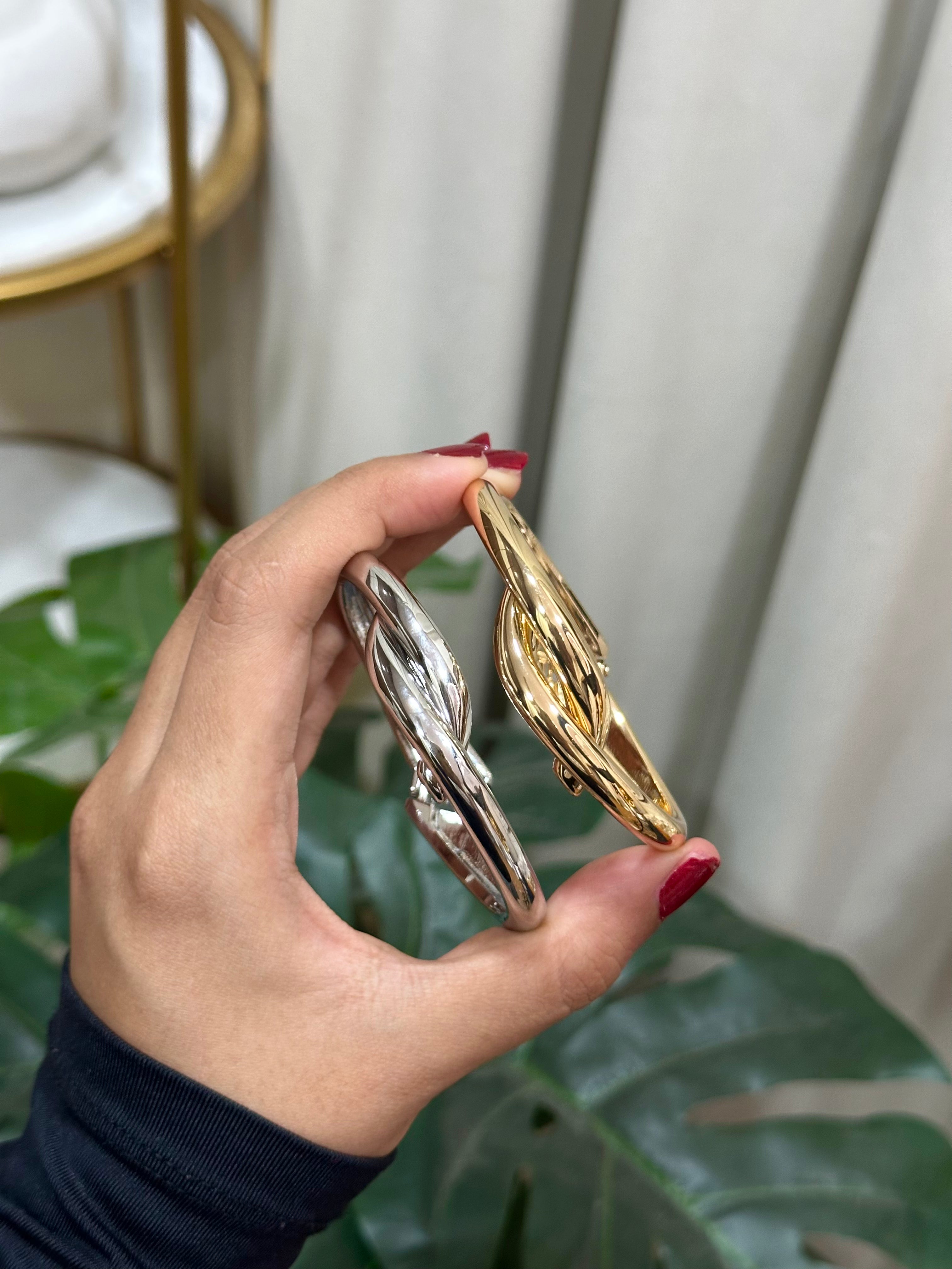 Evie Twisted Statement Bracelet