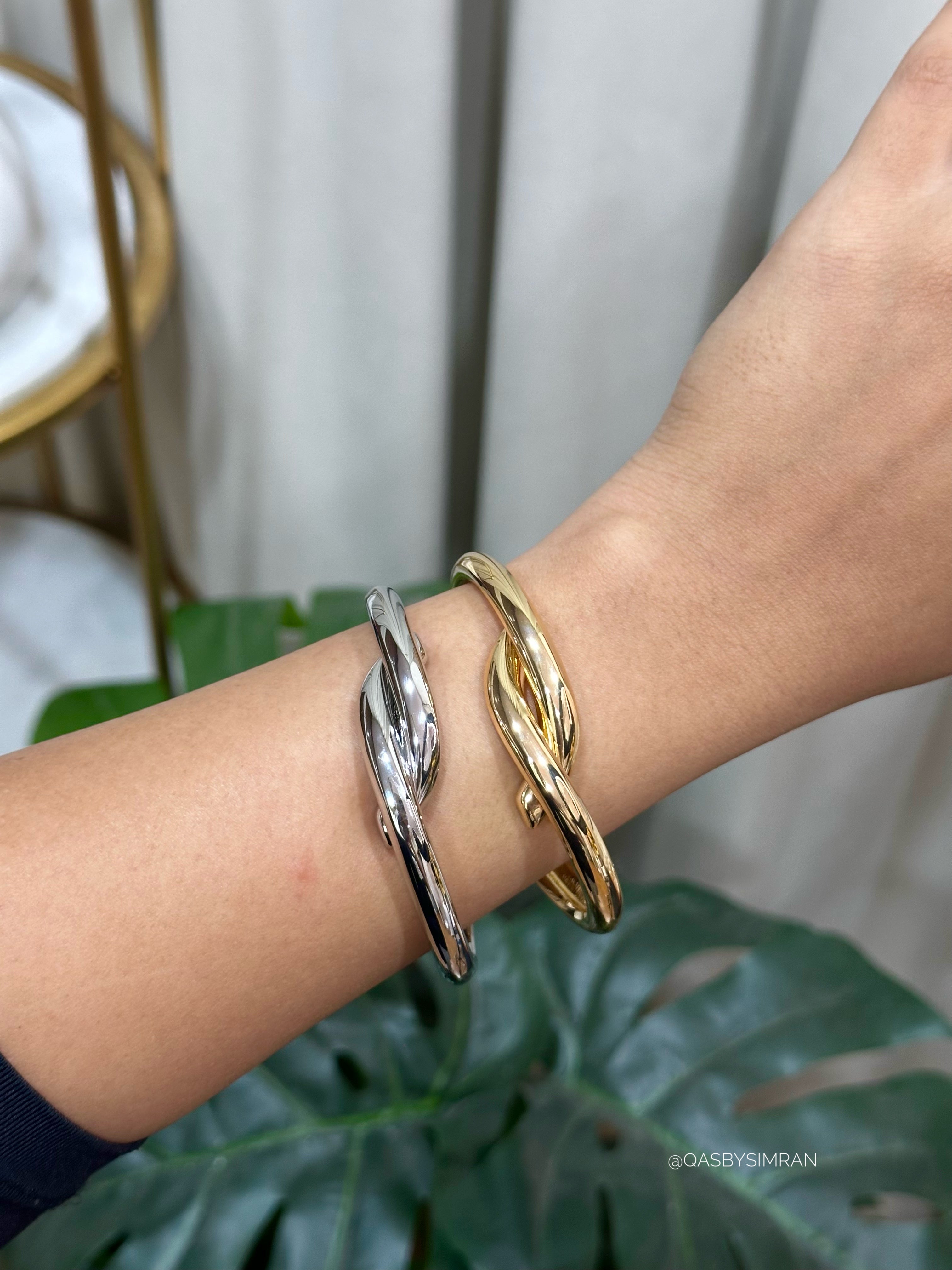 Evie Twisted Statement Bracelet