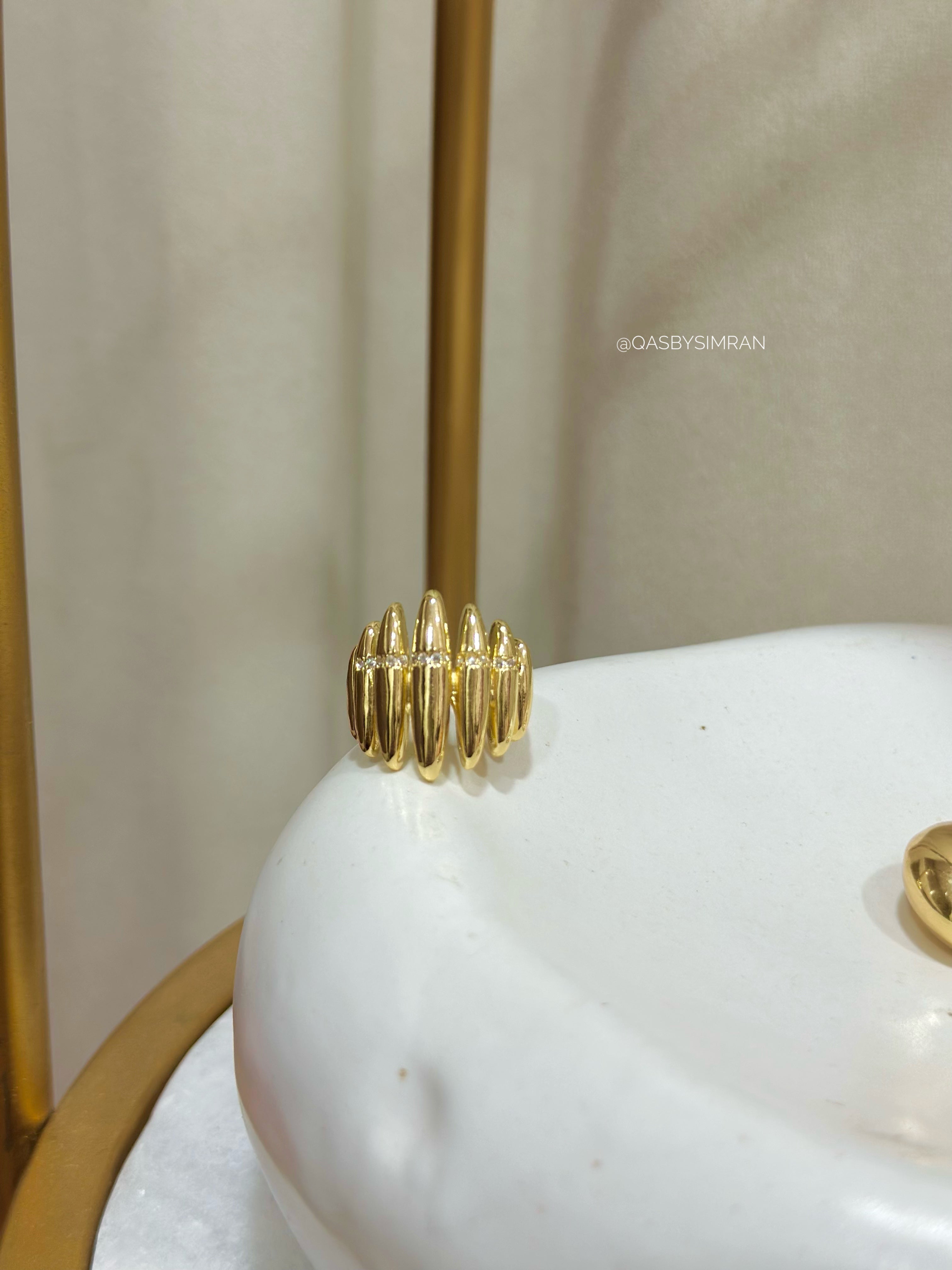 Dottie statment Ring