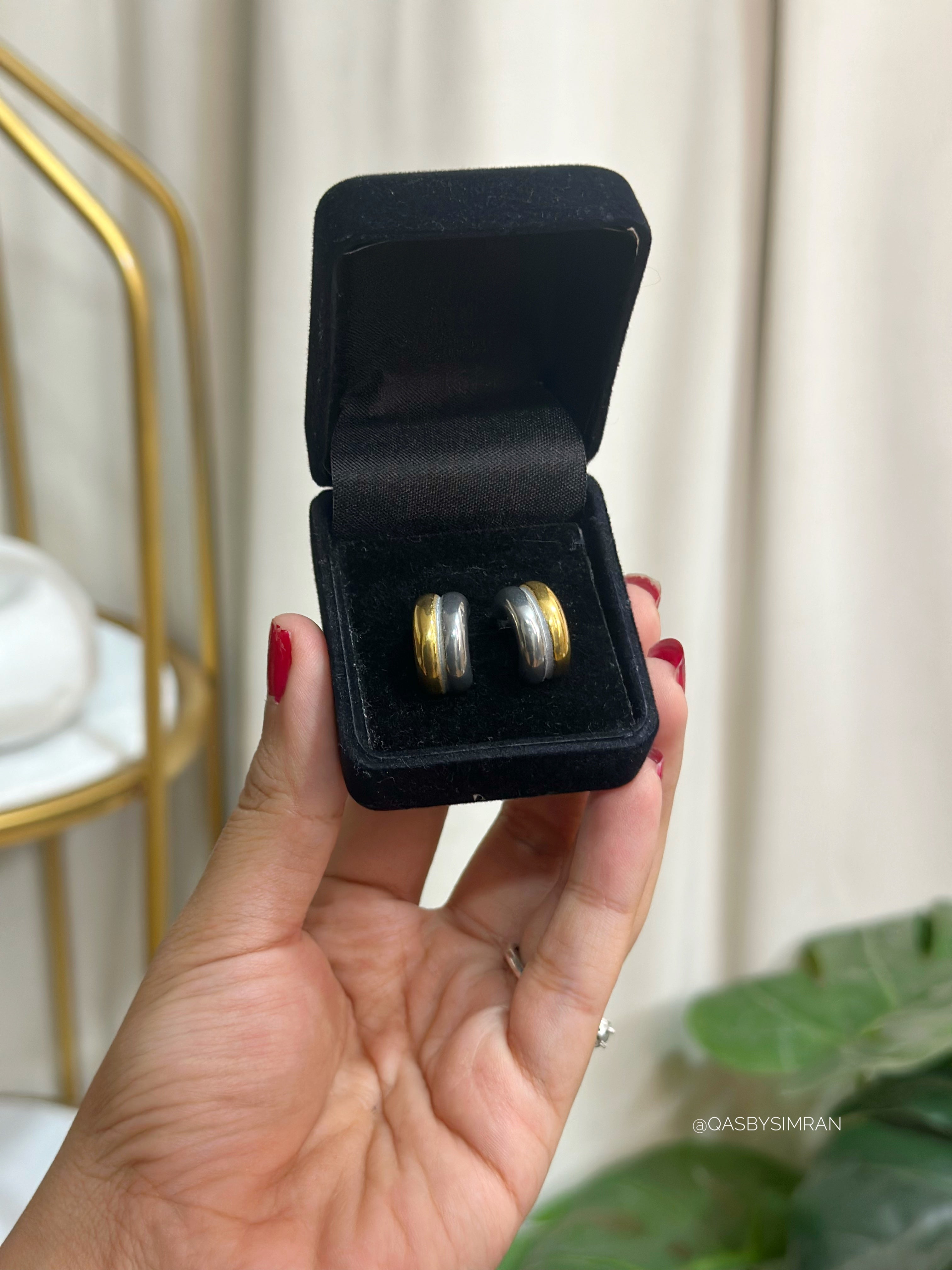 Zoe Duo Toned Earrings