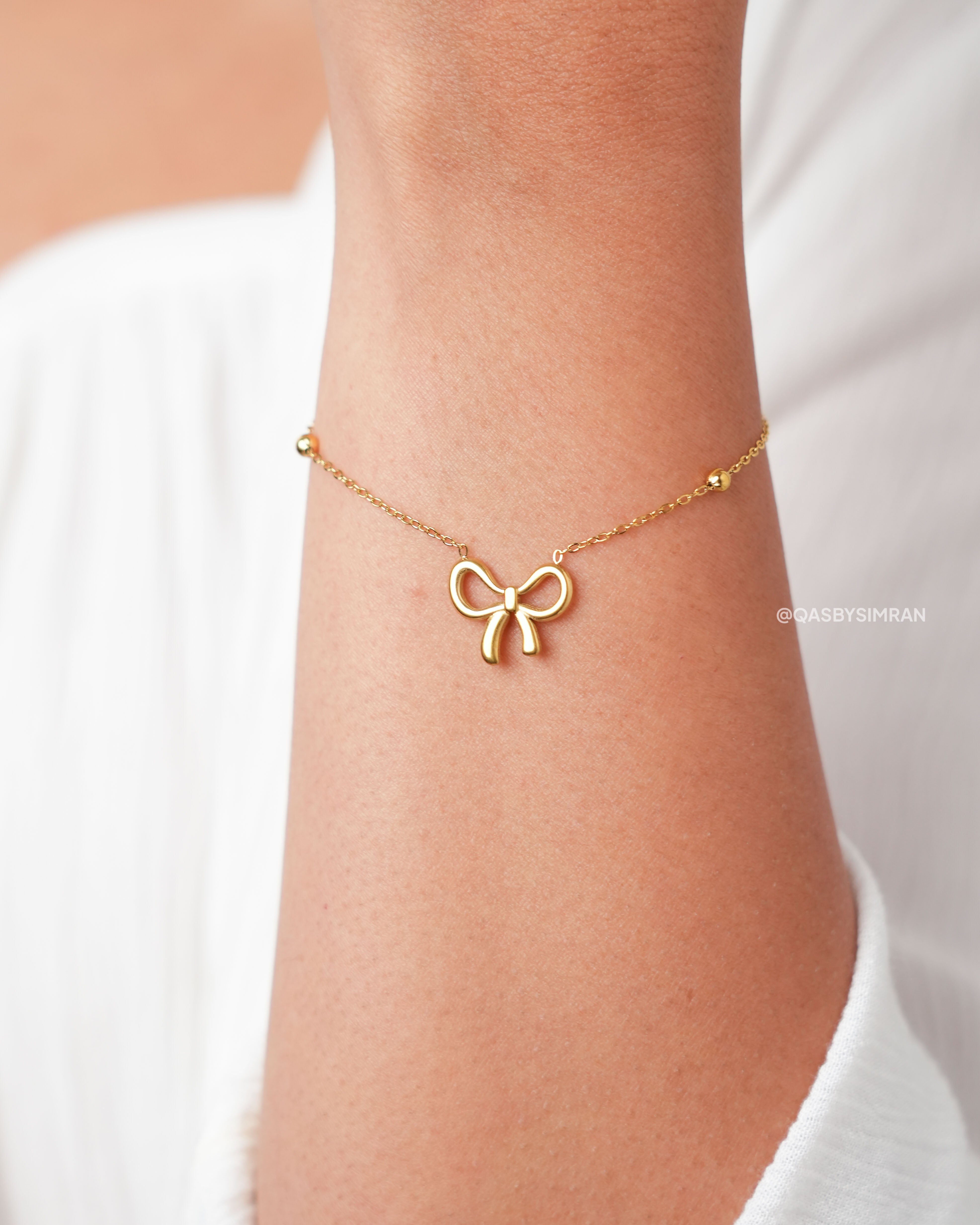 Dainty Bow Bracelet